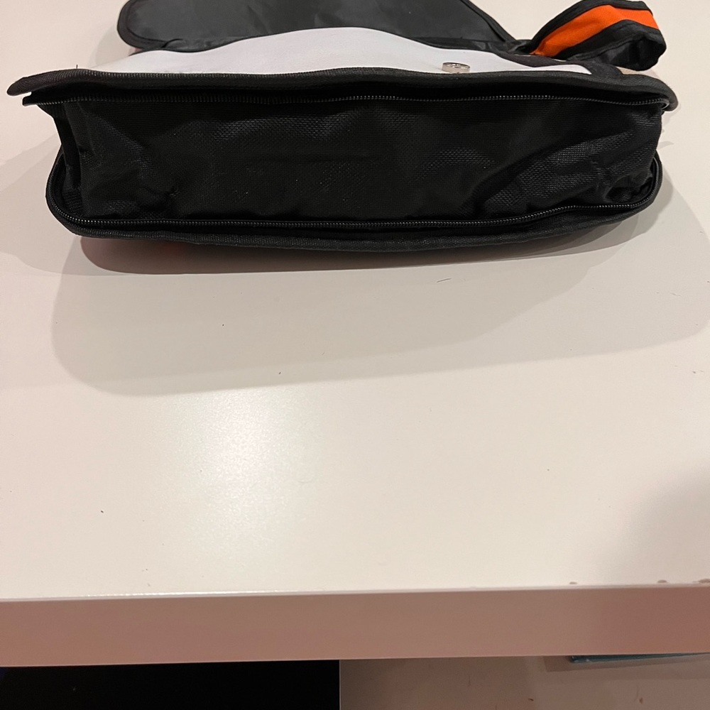2D Comic Messenger Bag - Picture 6 of 8